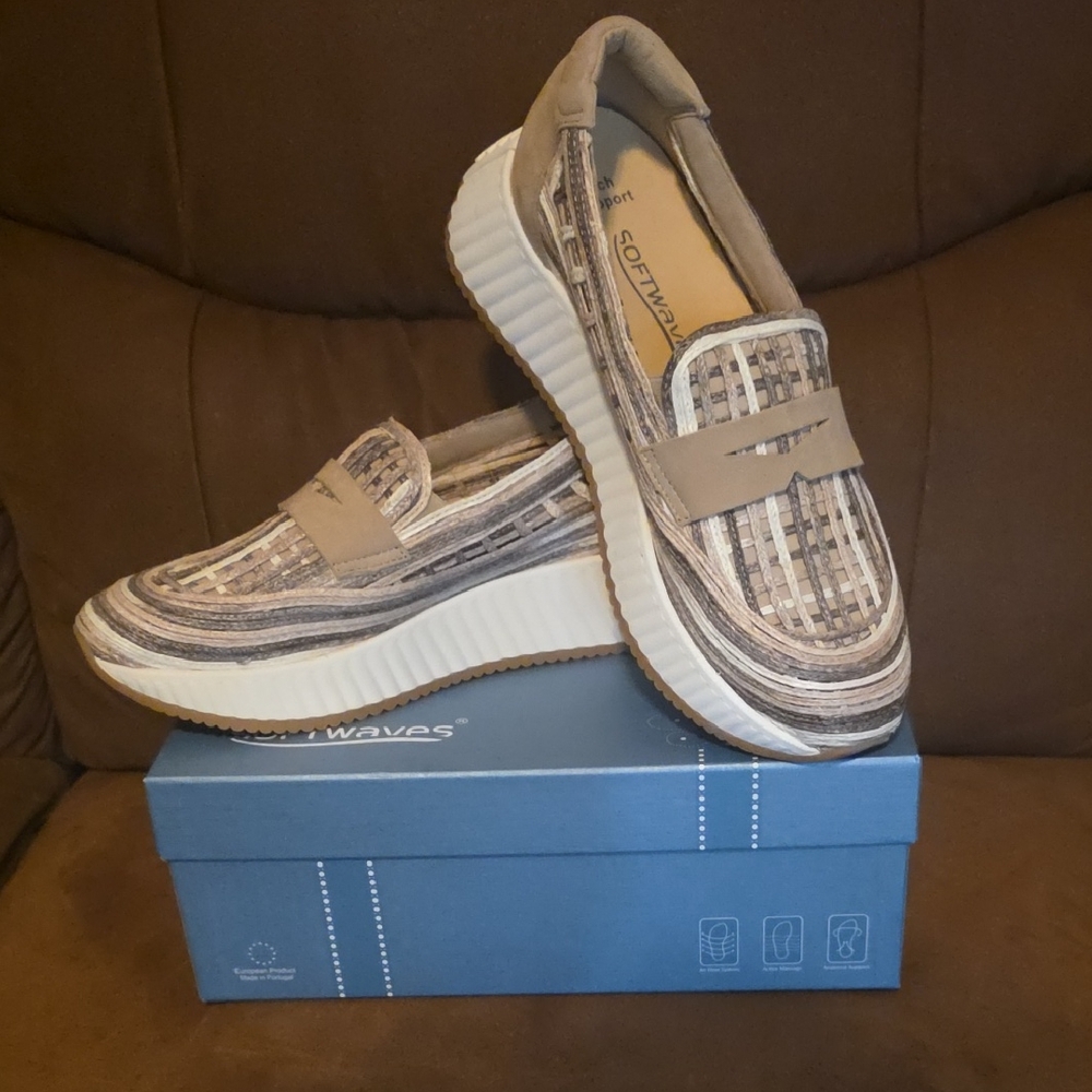 Softwaves Women's Sand Loafers